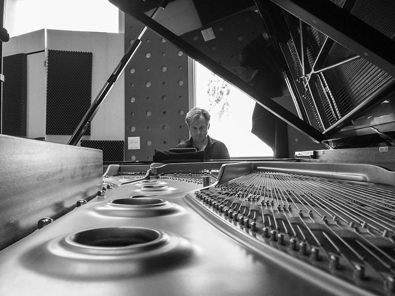 CHARL DU PLESSIS TRIO