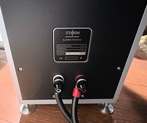 Stenheim-Two.Five-posts