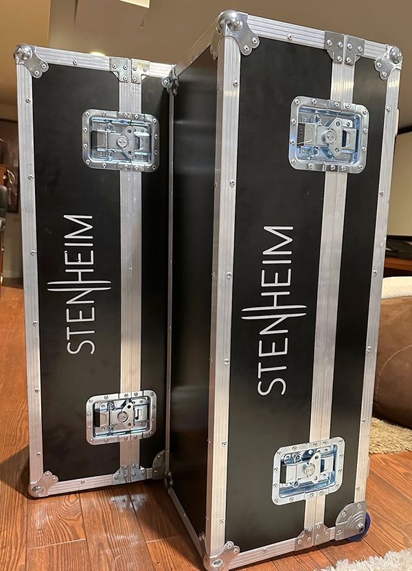 Two.Five-travel-case